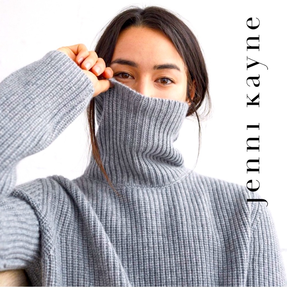 Jenni Kayne Ribbed Turtleneck Sweater in Gray
